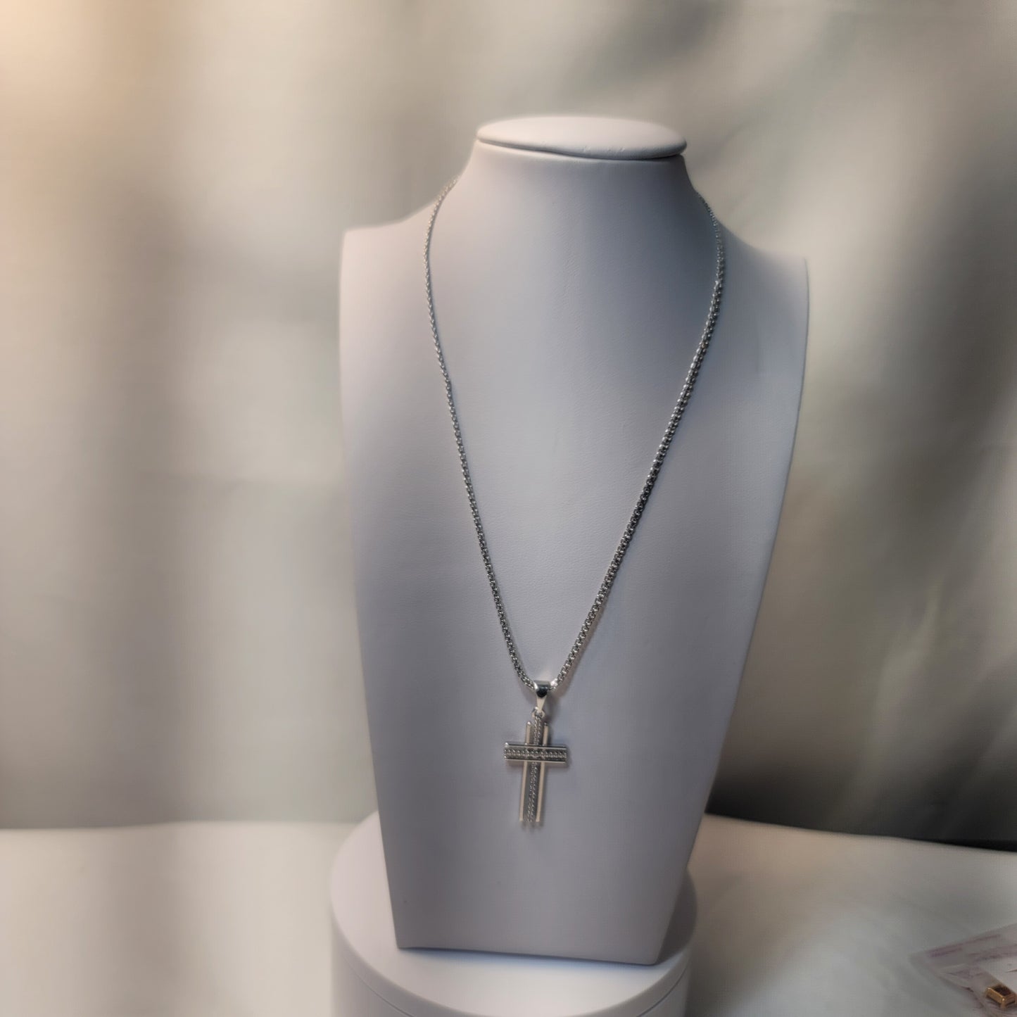 Elegant Jewelry set with necklace Included