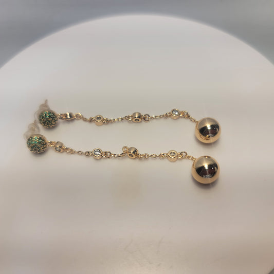 Elegant Pierced Earring.