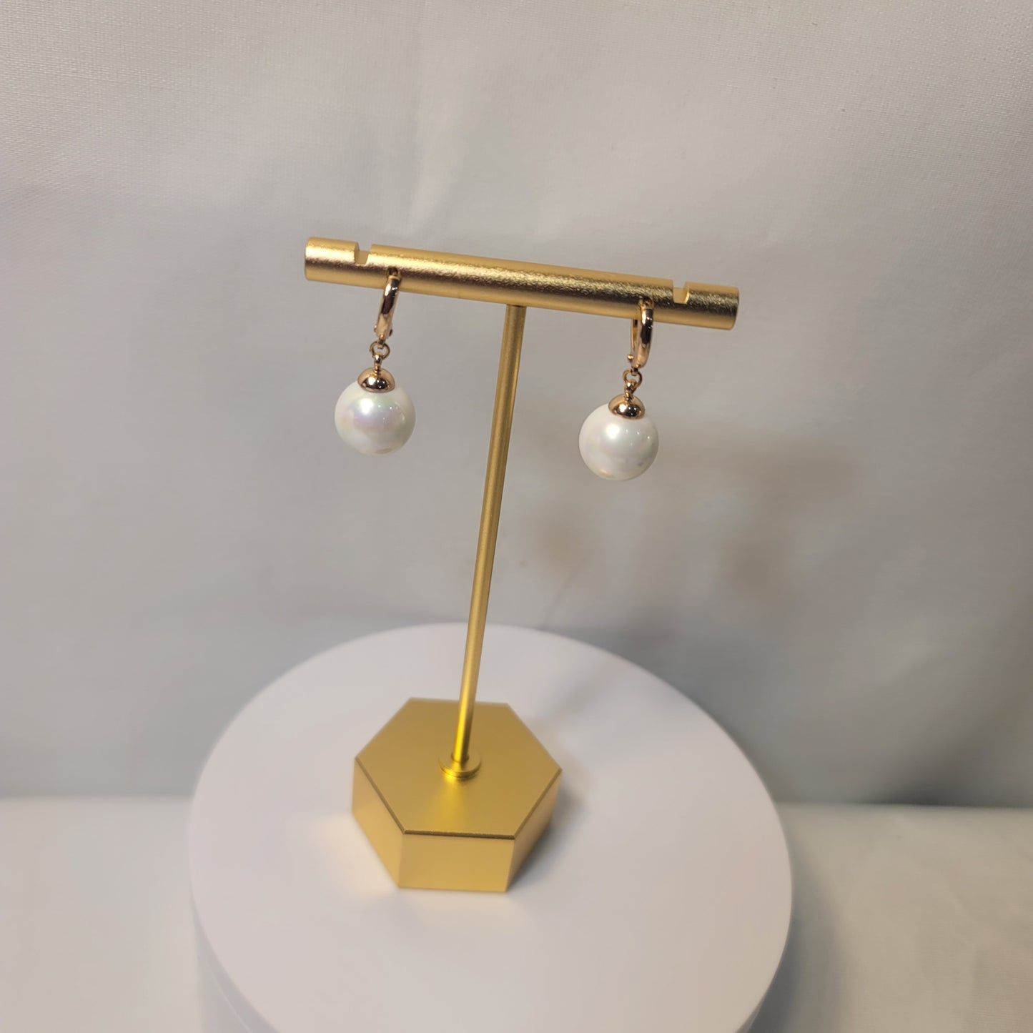 TIMELESS PEARL DROPS EARRING