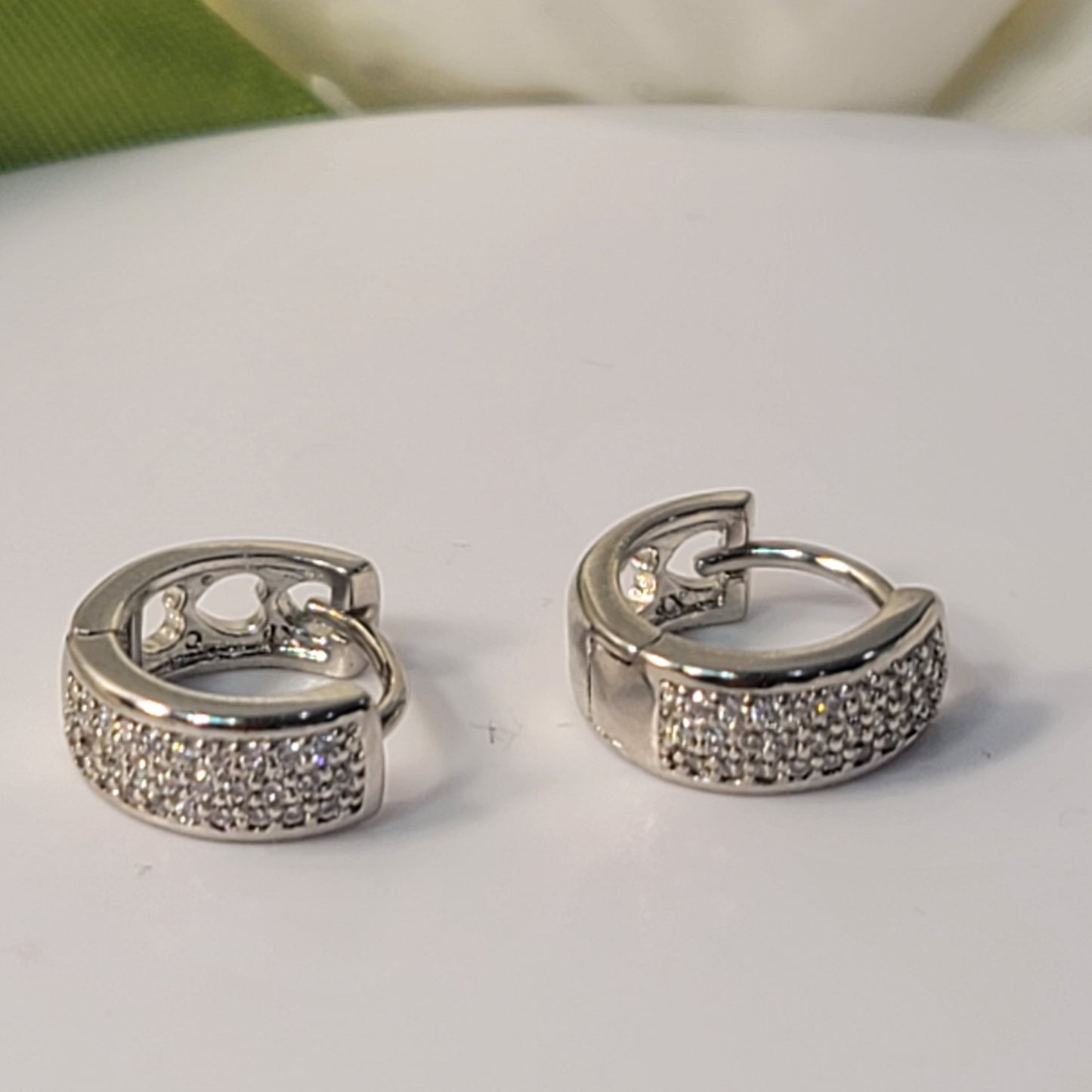 ELEGANT SPARKLE BAND HOOPS