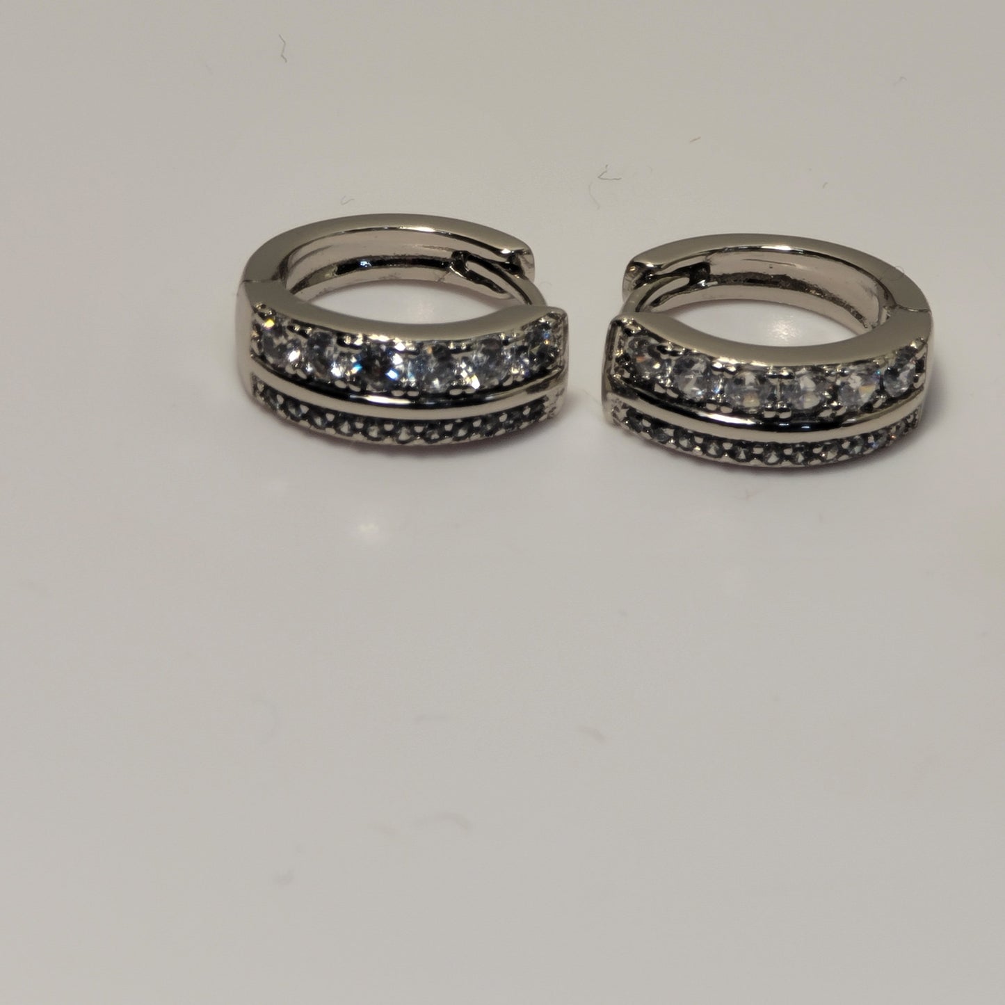 RADIANT ROW SILVER EARRINGS