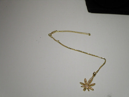 Starburst Gleam jewelry sets.