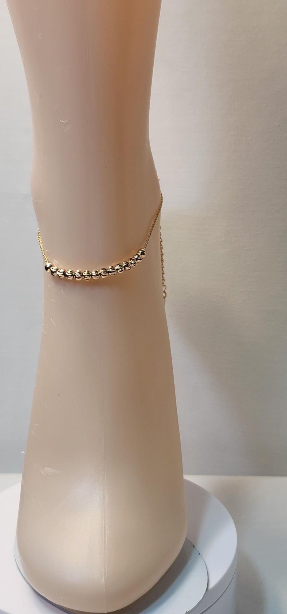 LUSTER SMALL BALL ANKLET 11'' /27.94 cm in Length.